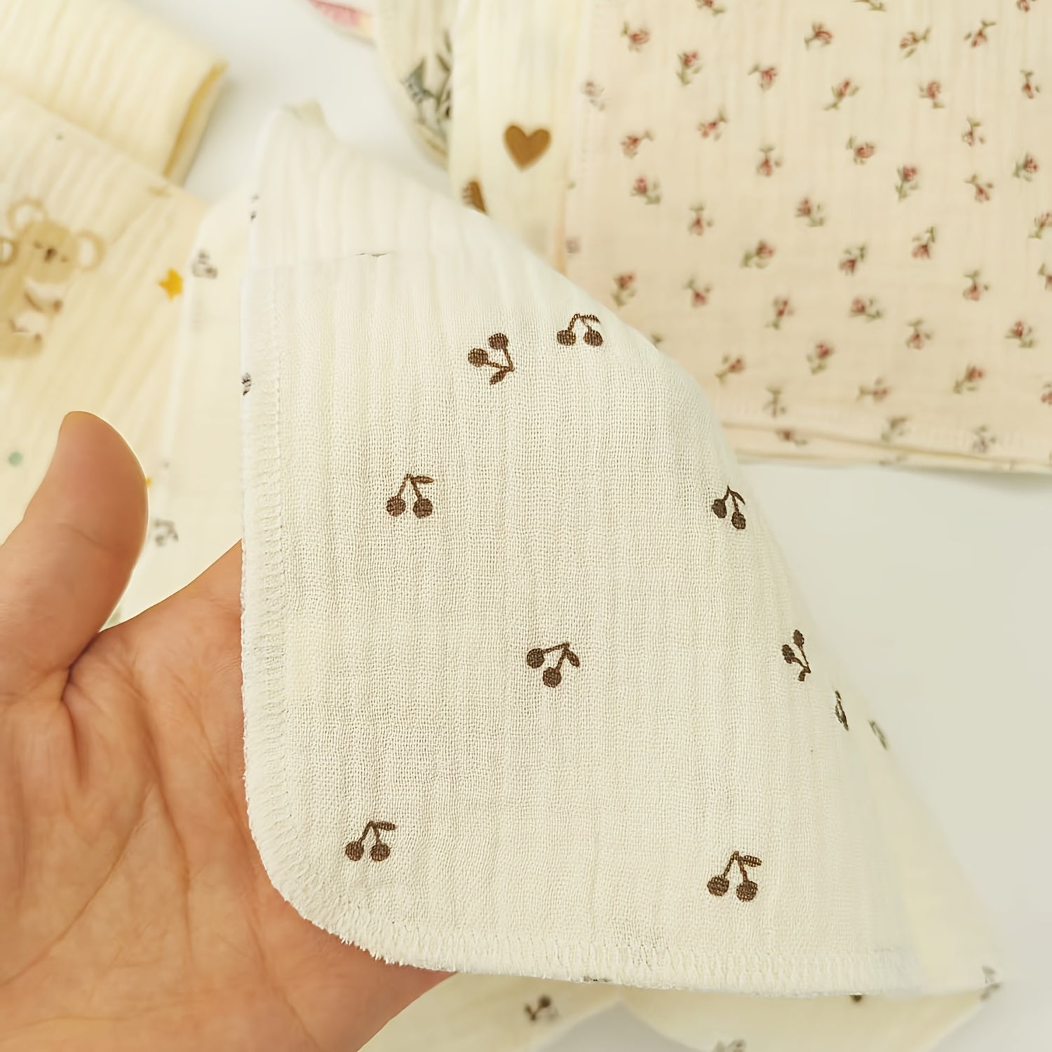 9-Pack Soft Breathable Gauze Square Towels - Cute Animal & Floral Cartoon Face & Bath Towels for s, Pastel Colors with Hearts, Bows, Bears & Smiling Faces, Hand Wash Only, Gentle for Sensitive Light, Bath & Everyday Use, Ideal for ren'S Spa